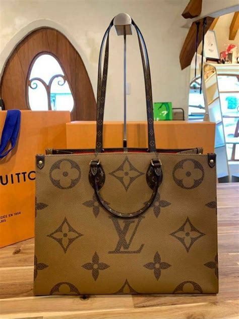 louis vuitton giant monogram on the go tote bag|louis vuitton crossbody bag monogram.